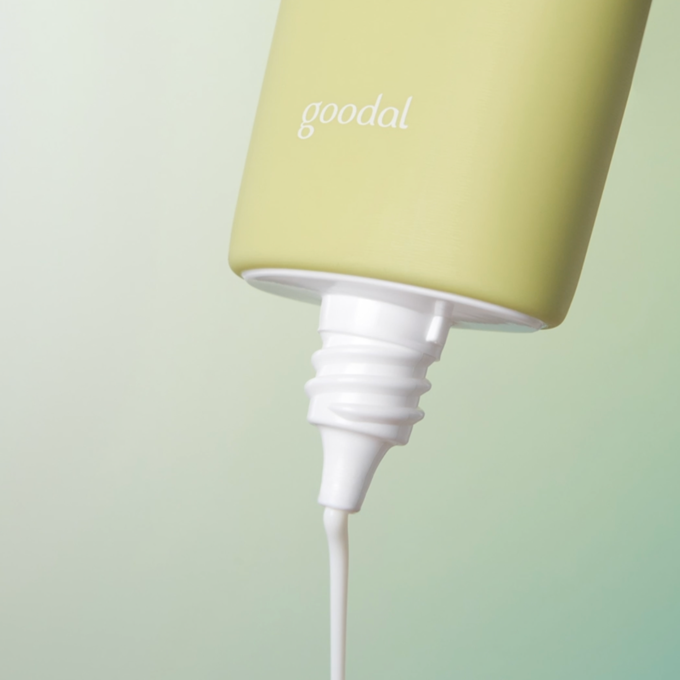 GOODAL	Houttuynia Cordata Calming Moisture Sun Cream